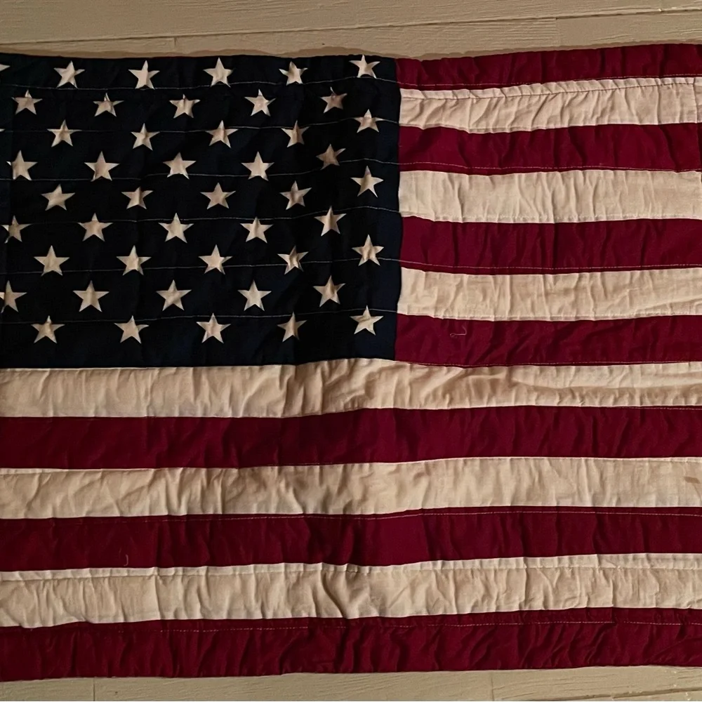 American Flag Pillow Cover 23” by 29” - Picture 4 of 5